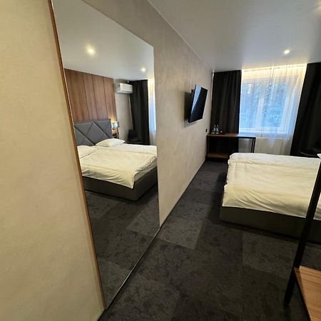Alir Hotel Zhytomyr Luaran gambar
