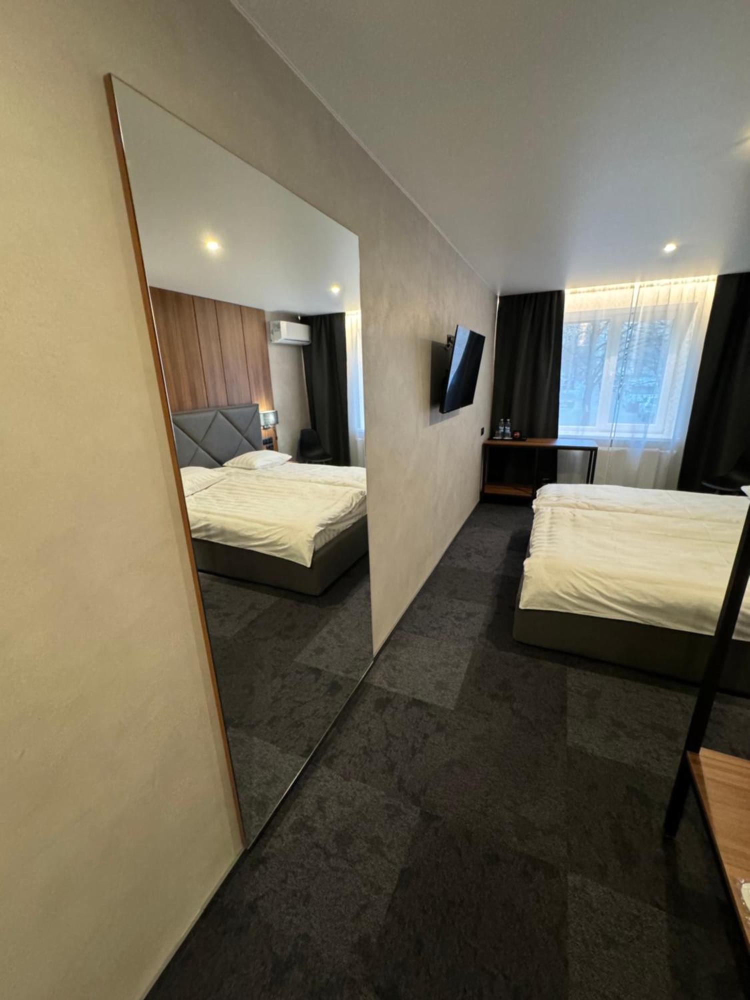 Alir Hotel Zhytomyr Luaran gambar