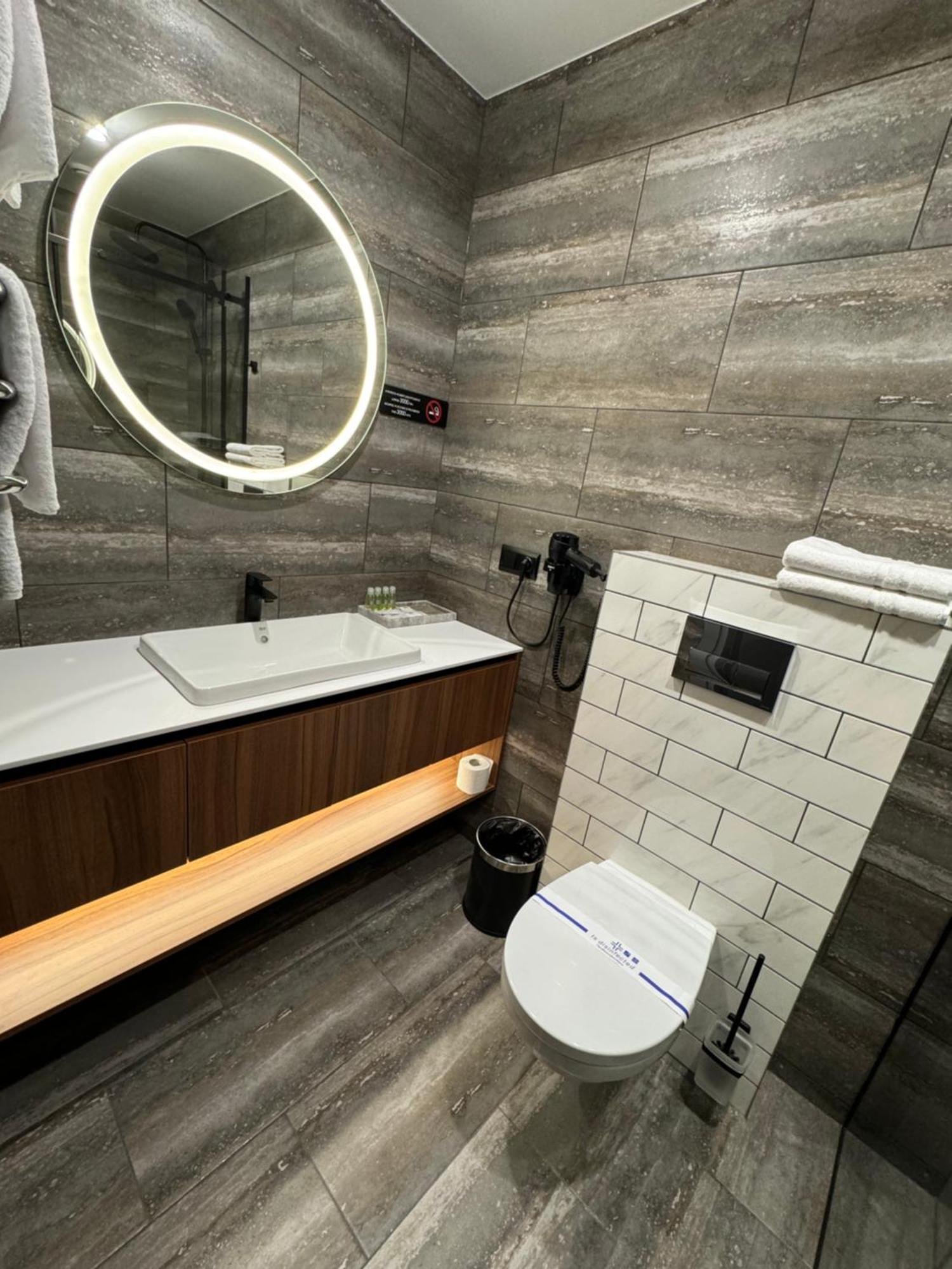 Alir Hotel Zhytomyr Luaran gambar