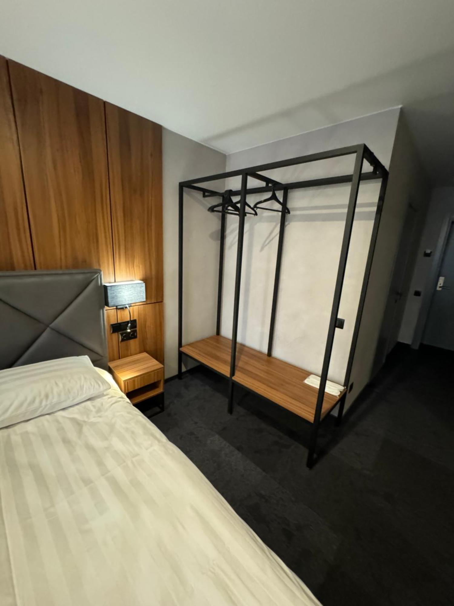 Alir Hotel Zhytomyr Luaran gambar
