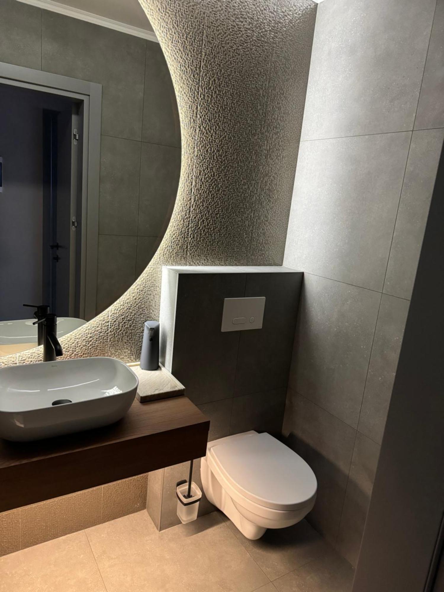 Alir Hotel Zhytomyr Luaran gambar