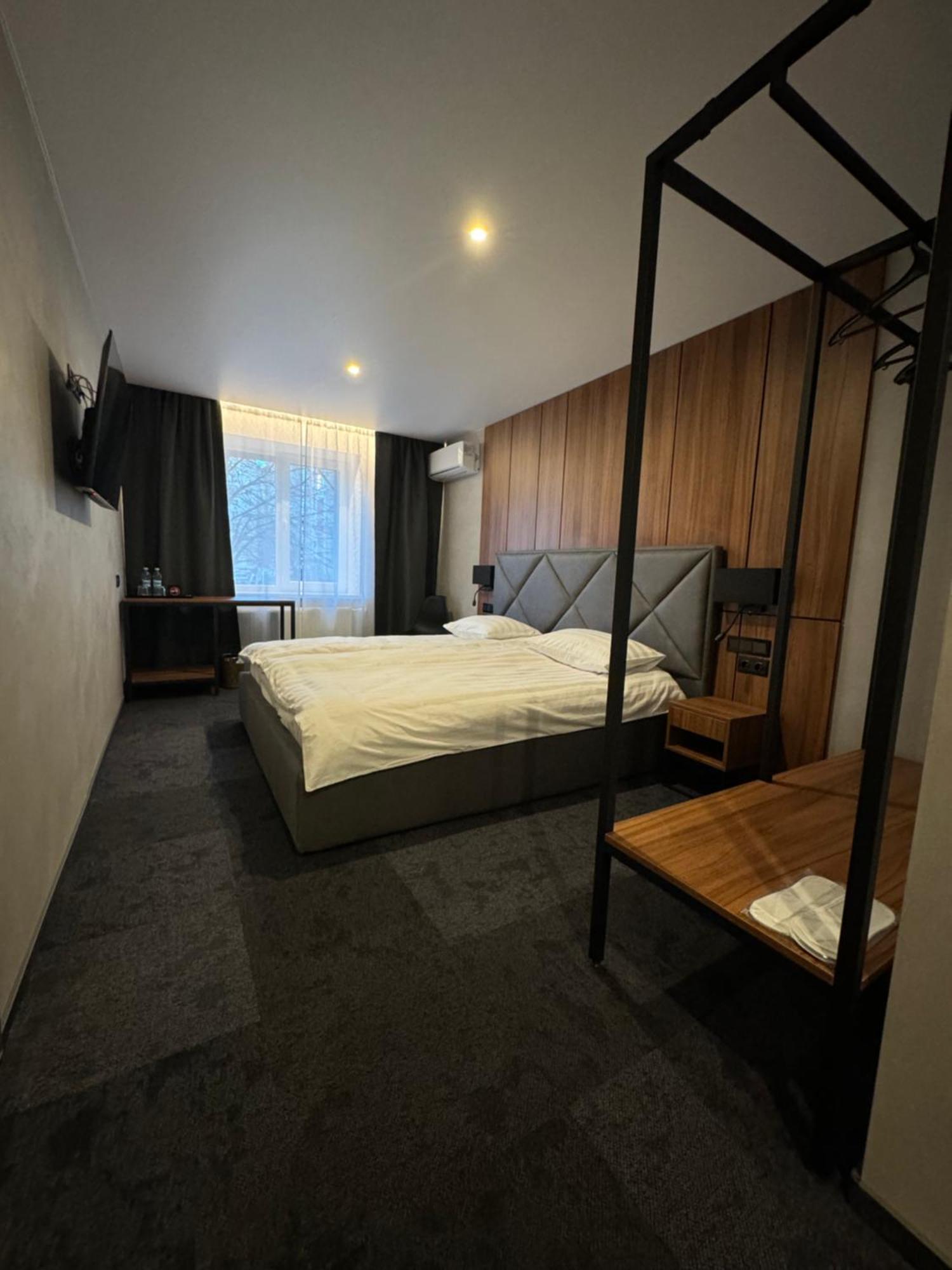 Alir Hotel Zhytomyr Luaran gambar